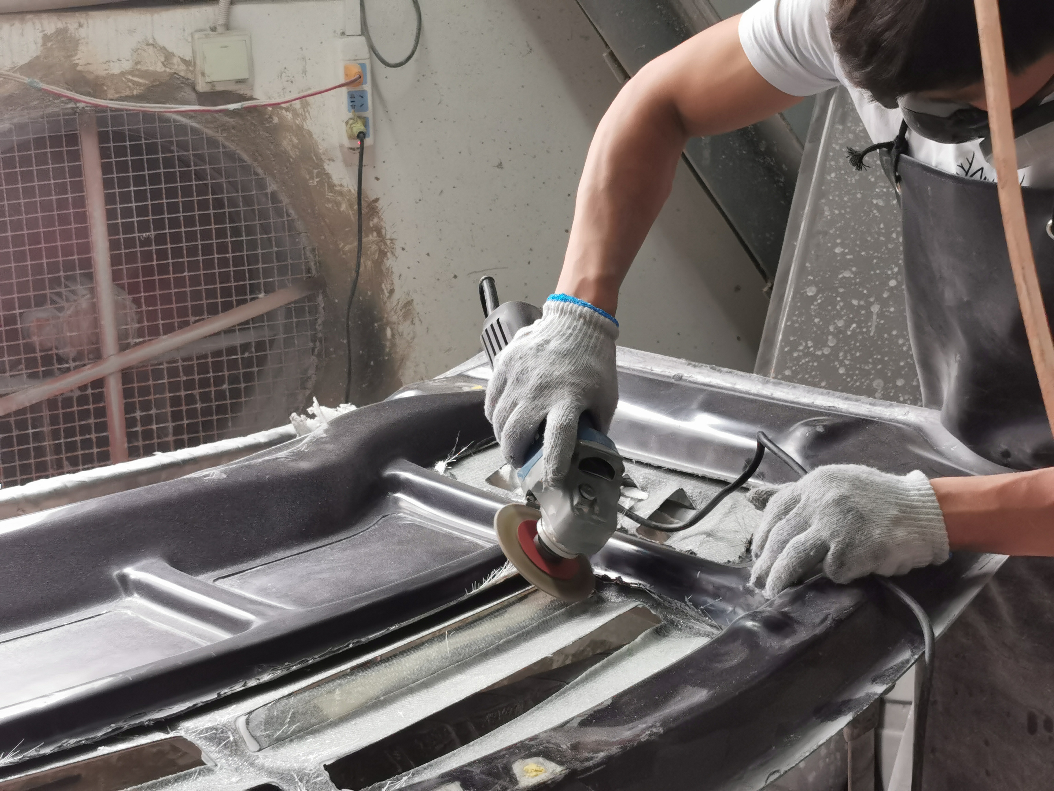 Why Buyers Favor Chinese Dry Carbon Fiber Body Kit Factories